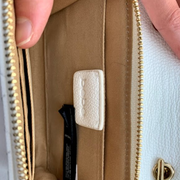 Bebe Chain Wallet Purse - Picture 4 of 5